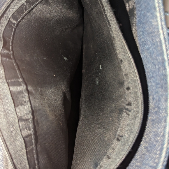 Essential Everyday Distressed Indigo Denim Light Tan Leather Tote Bag - Picture 6 of 6